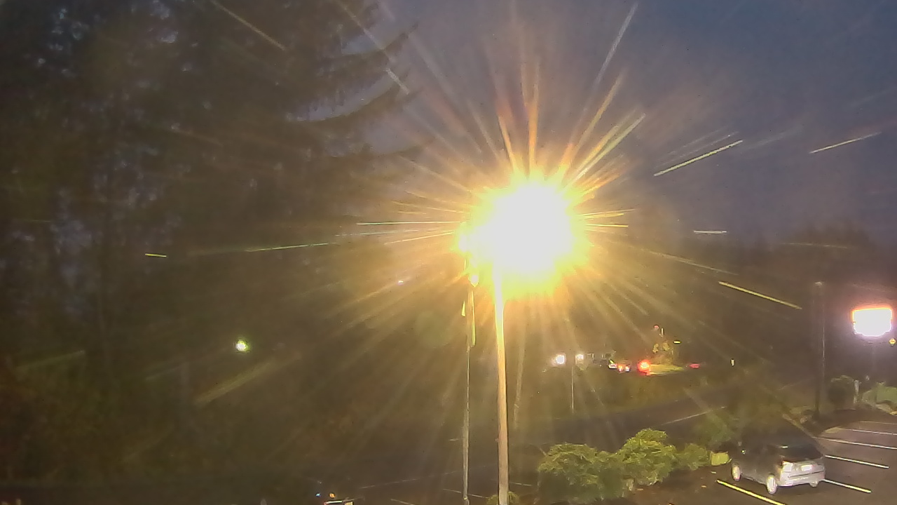 Thumbnail for current weather camera view from Wishkah Valley School in Aberdeen, Washington