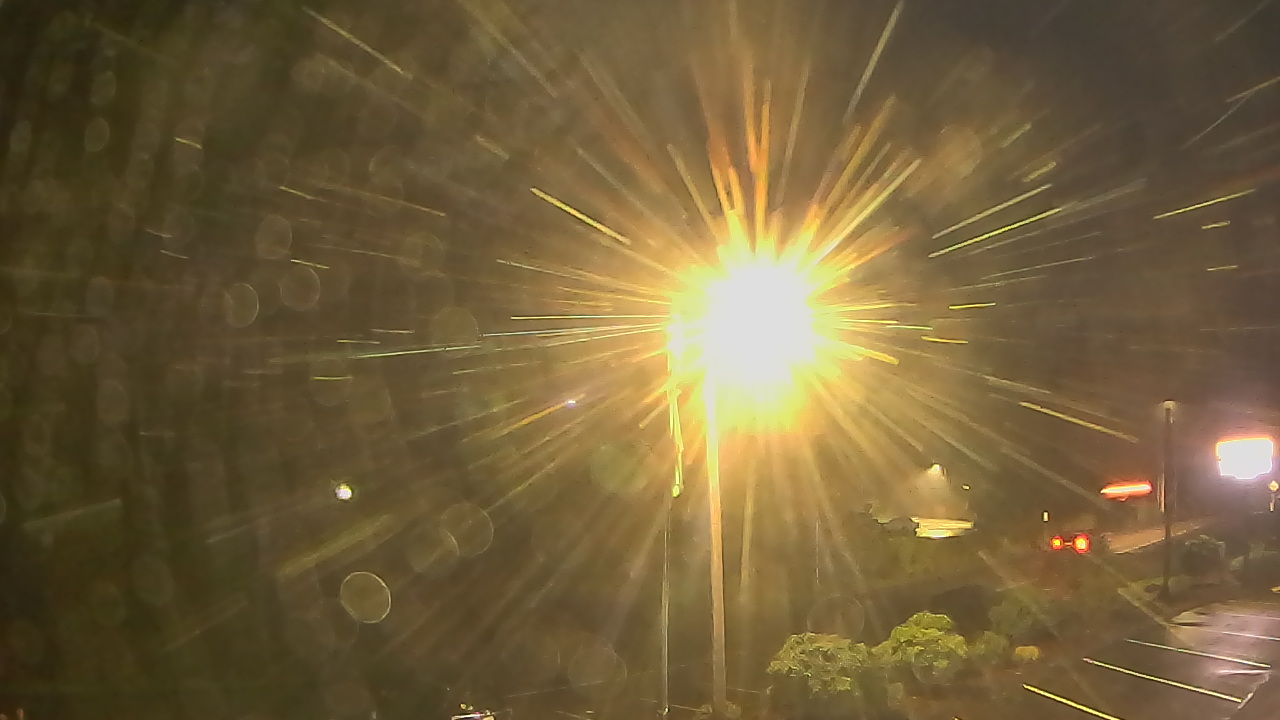 Thumbnail for current weather camera view from Wishkah Valley School in Aberdeen, Washington