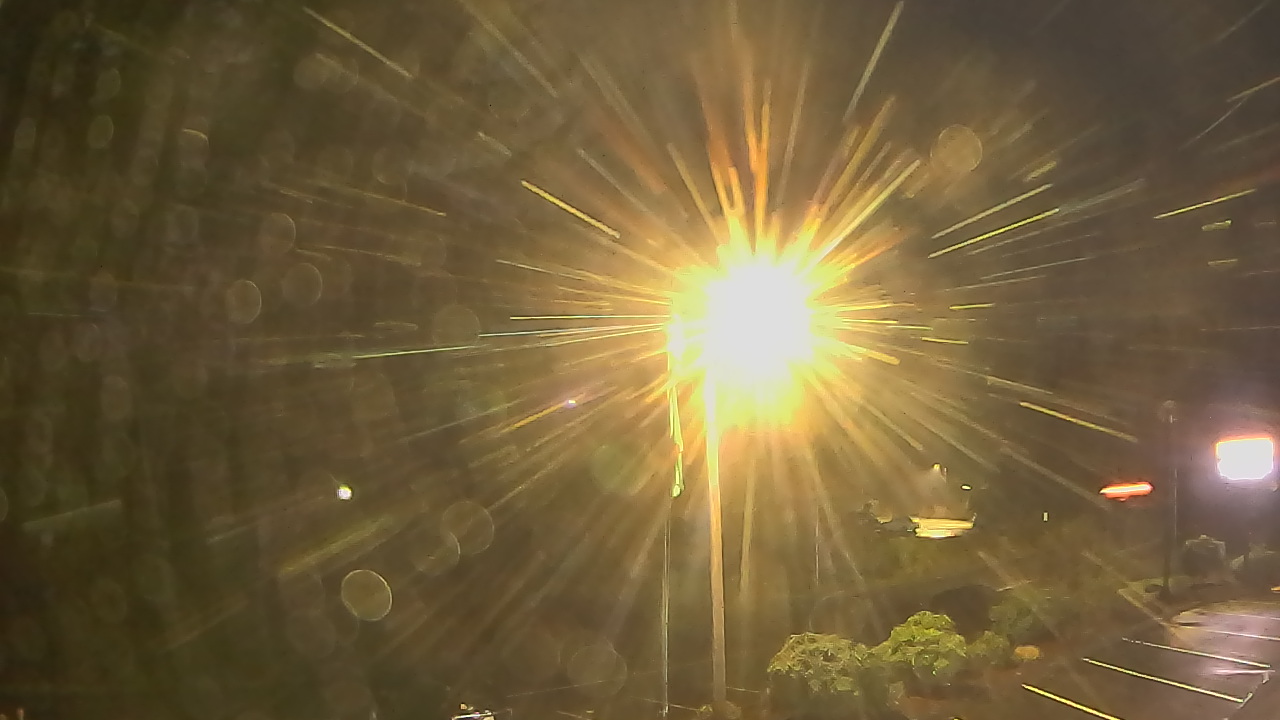 Thumbnail for current weather camera view from Wishkah Valley School in Aberdeen, Washington