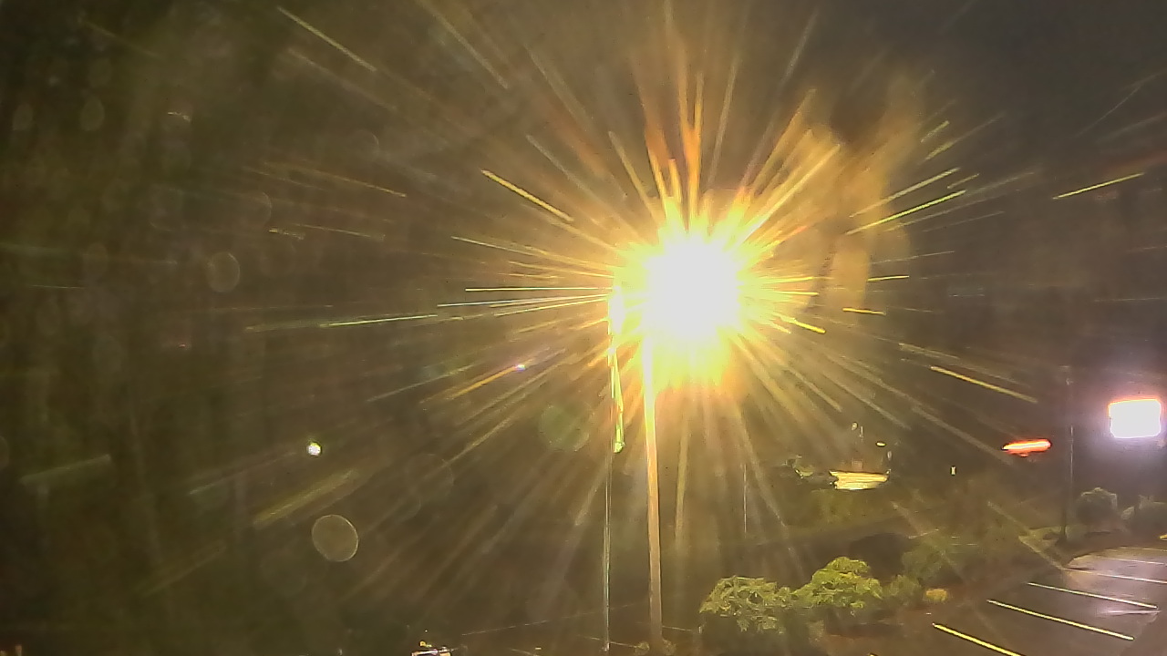 Thumbnail for current weather camera view from Wishkah Valley School in Aberdeen, Washington