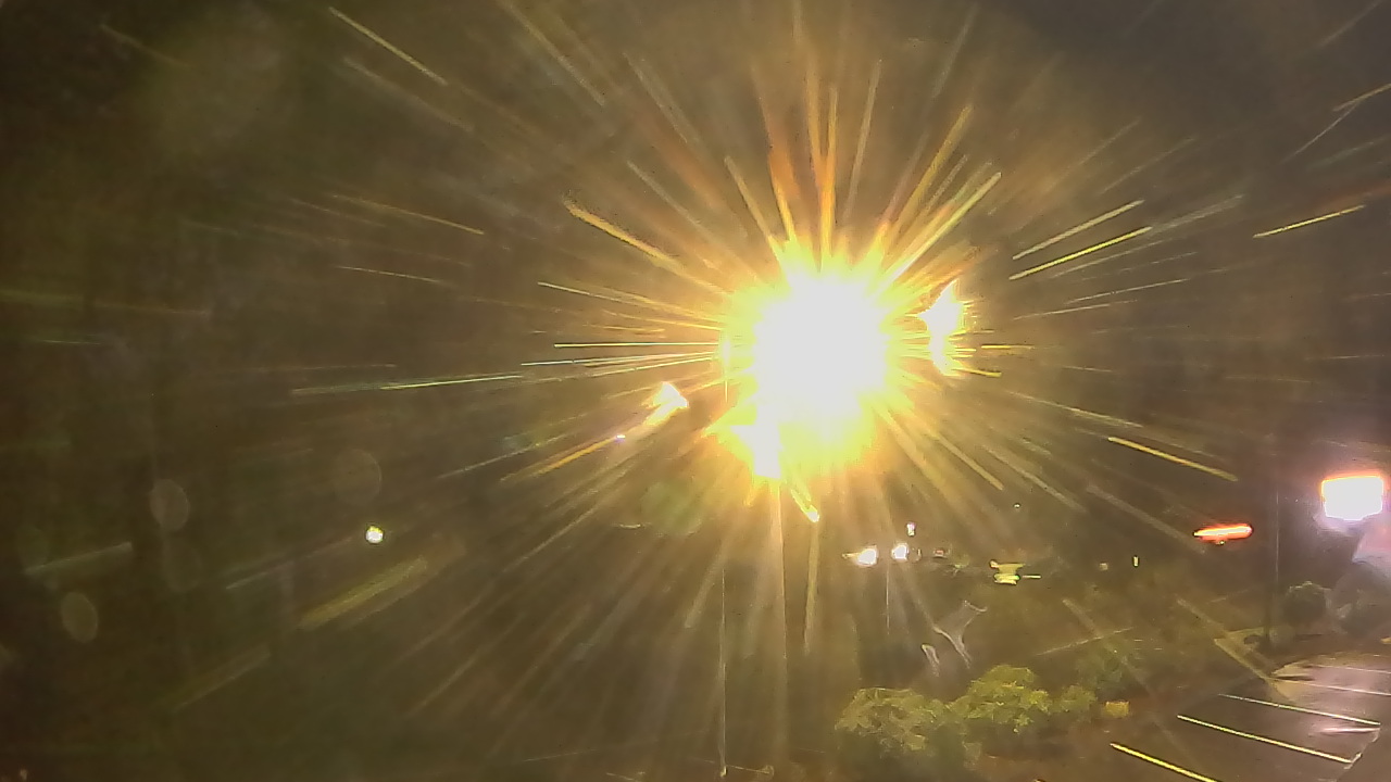 Thumbnail for current weather camera view from Wishkah Valley School in Aberdeen, Washington