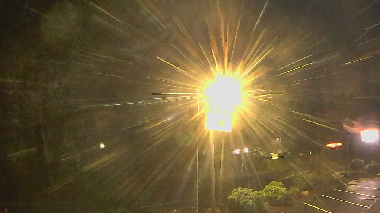 Thumbnail for current weather camera view from Wishkah Valley School in Aberdeen, Washington