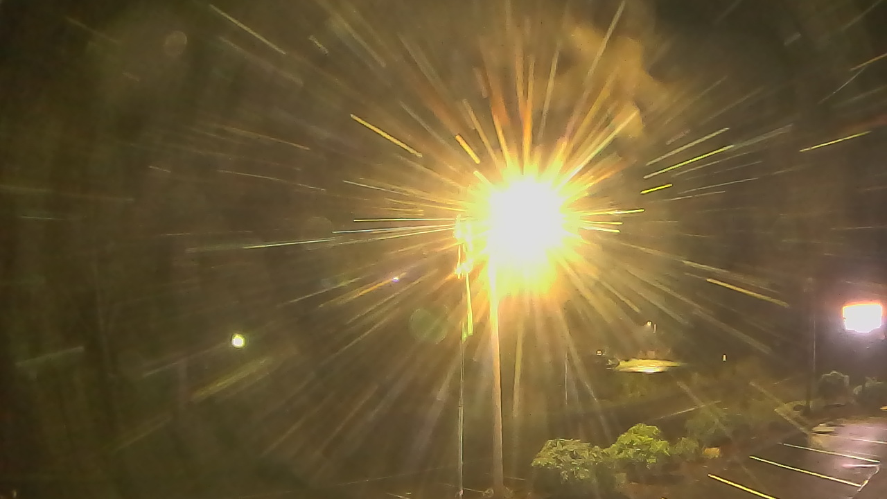 Thumbnail for current weather camera view from Wishkah Valley School in Aberdeen, Washington