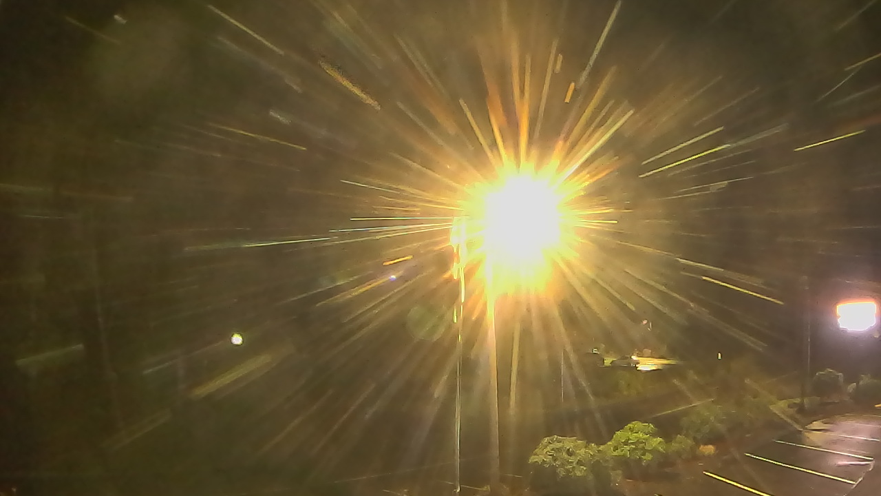 Thumbnail for current weather camera view from Wishkah Valley School in Aberdeen, Washington