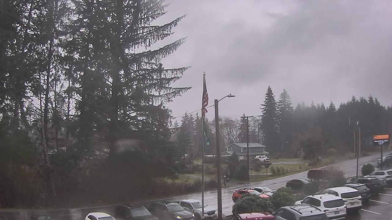 Thumbnail for current weather camera view from Wishkah Valley School in Aberdeen, Washington