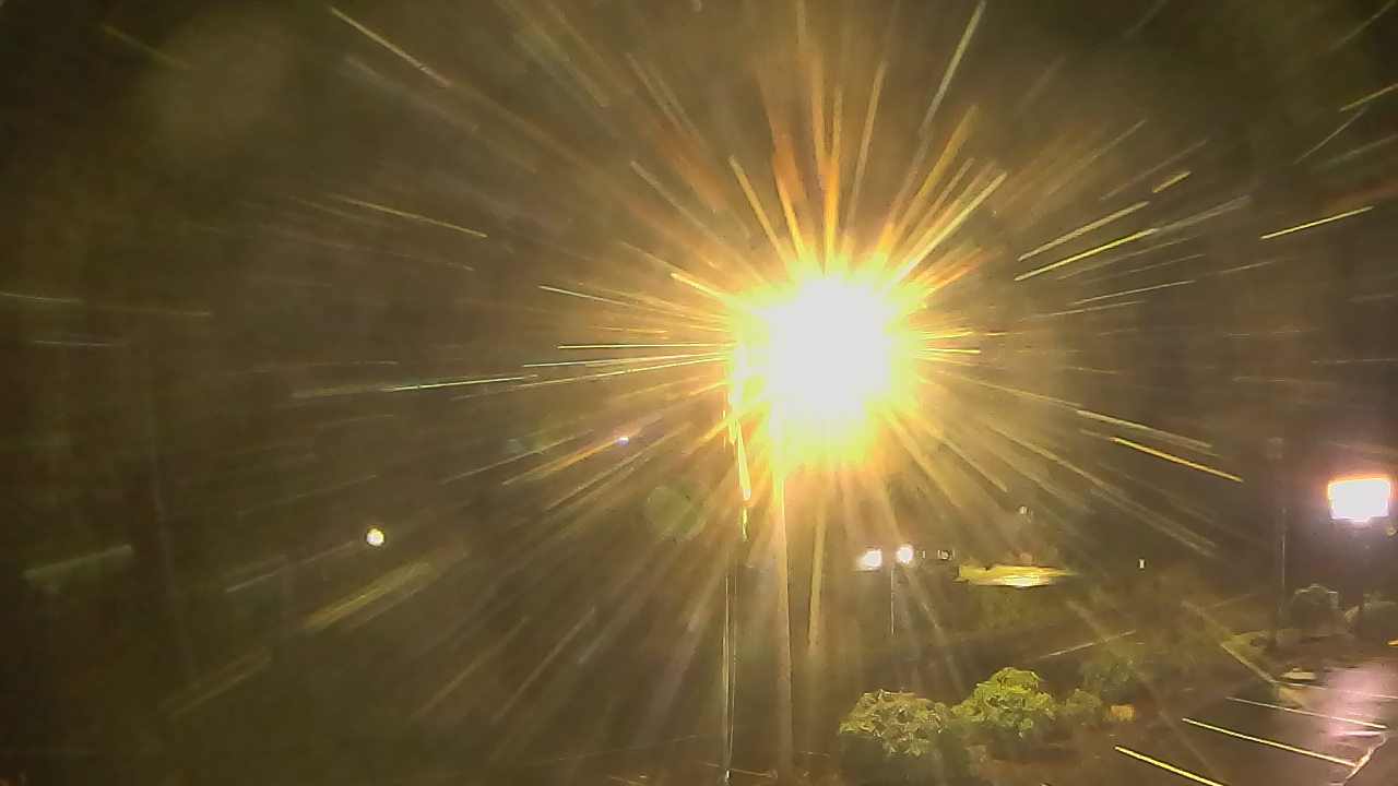 Thumbnail for current weather camera view from Wishkah Valley School in Aberdeen, Washington