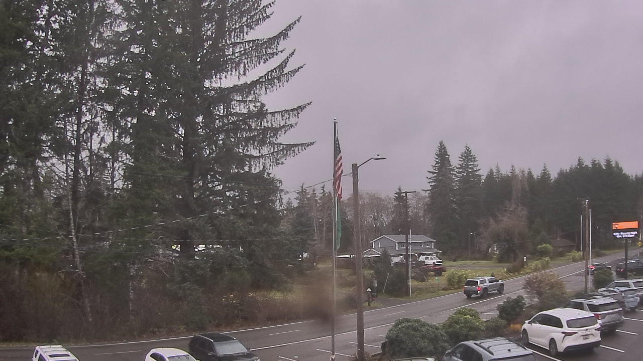 Thumbnail for current weather camera view from Wishkah Valley School in Aberdeen, Washington