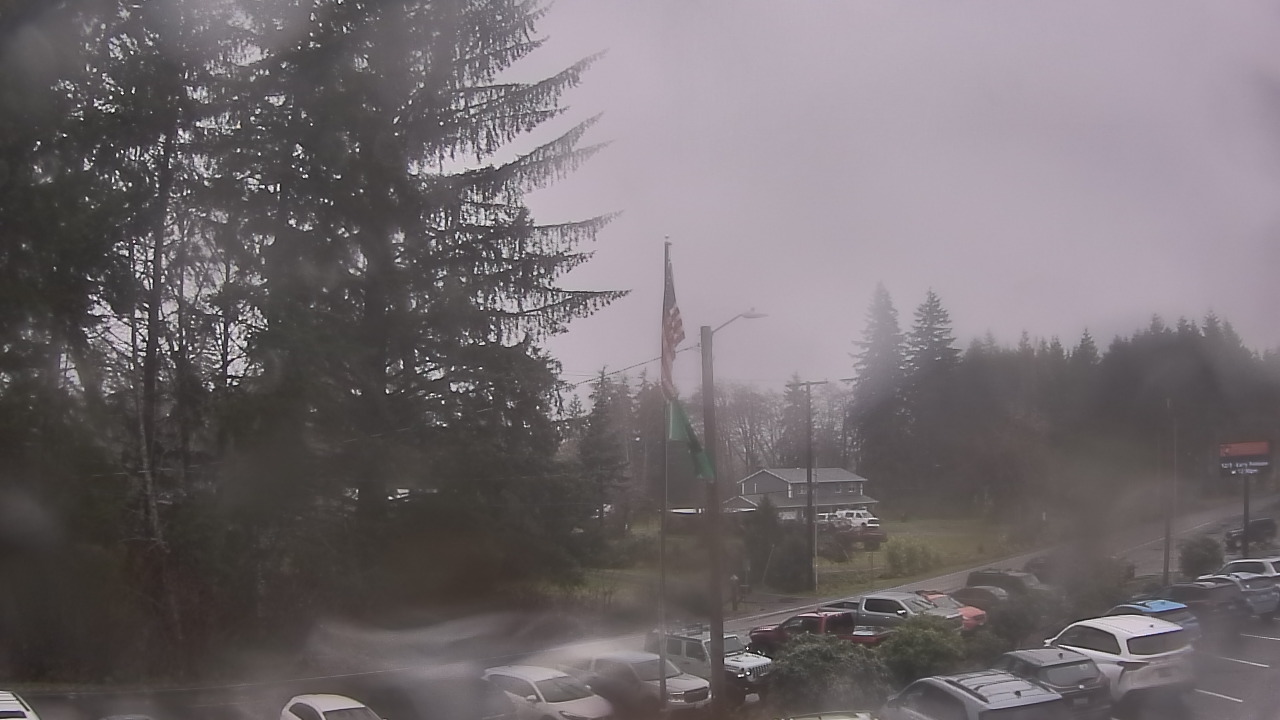 Thumbnail for current weather camera view from Wishkah Valley School in Aberdeen, Washington