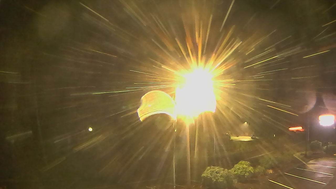 Thumbnail for current weather camera view from Wishkah Valley School in Aberdeen, Washington