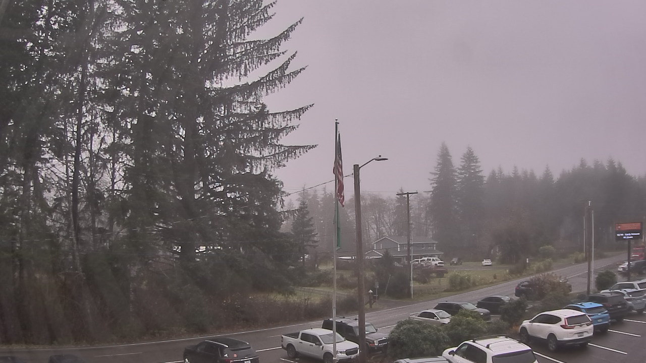 Thumbnail for current weather camera view from Wishkah Valley School in Aberdeen, Washington