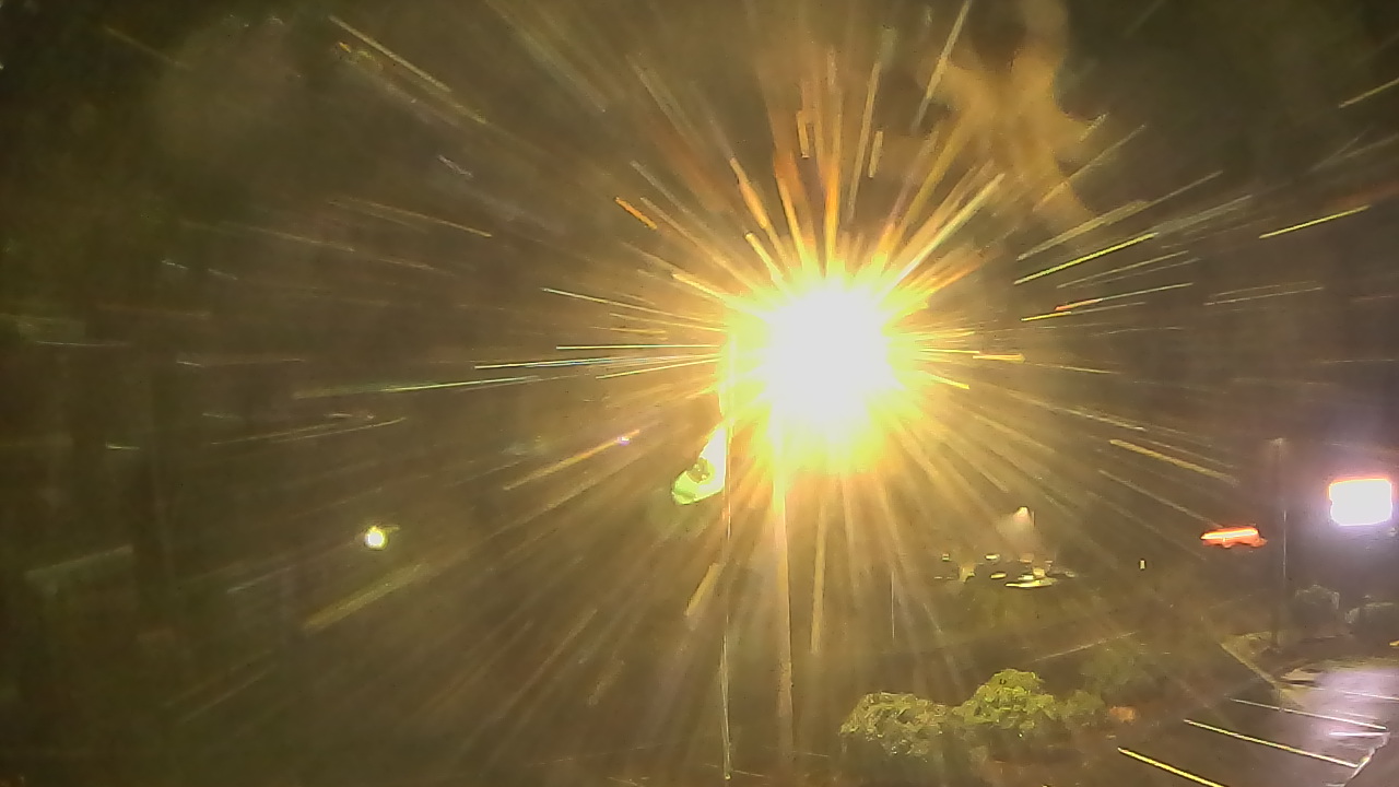 Thumbnail for current weather camera view from Wishkah Valley School in Aberdeen, Washington