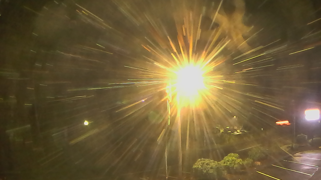 Thumbnail for current weather camera view from Wishkah Valley School in Aberdeen, Washington