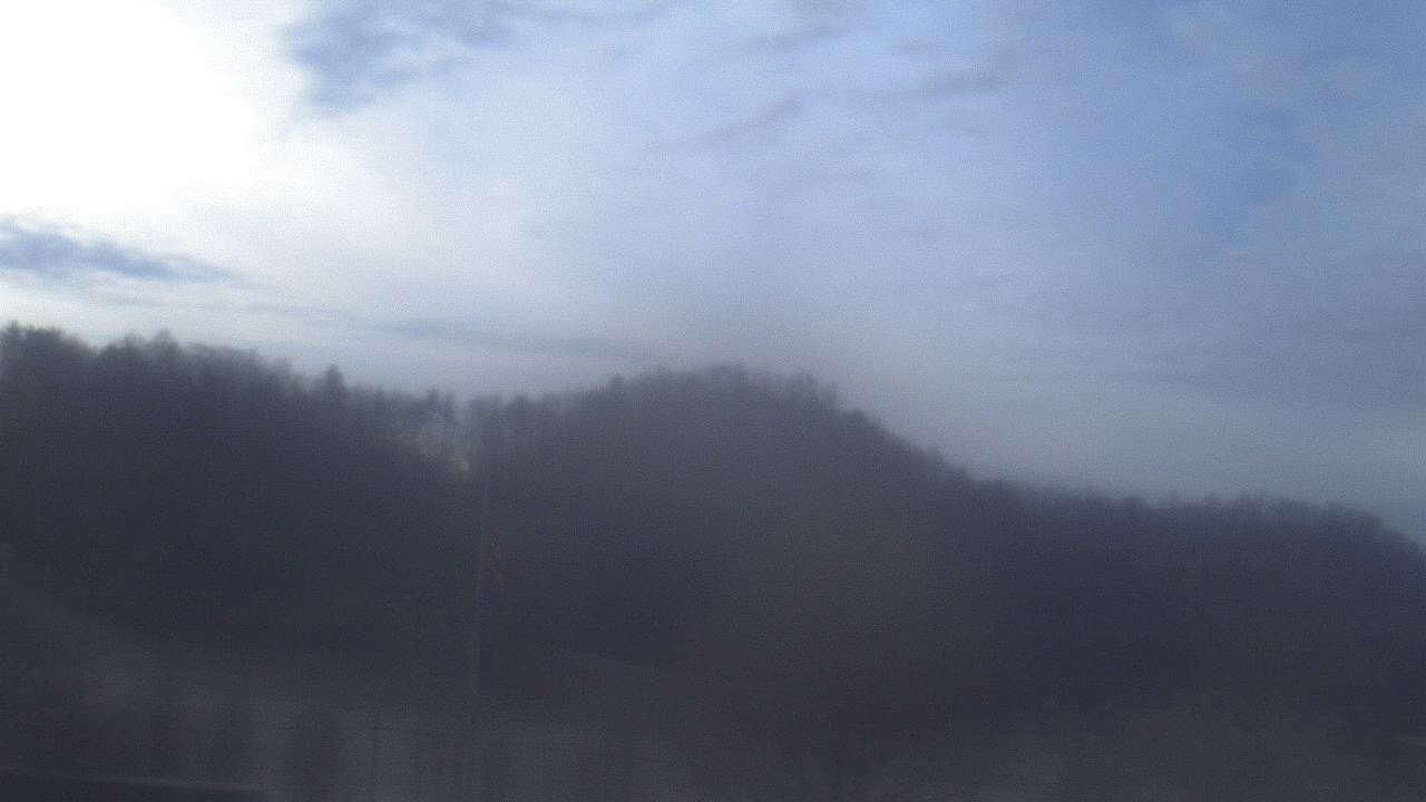 Thumbnail for current weather camera view from Watauga ES in Abingdon, Virginia