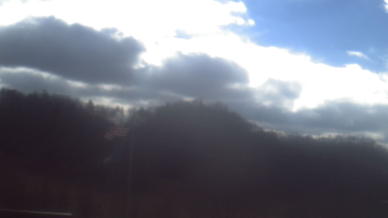 Thumbnail for current weather camera view from Watauga ES in Abingdon, Virginia