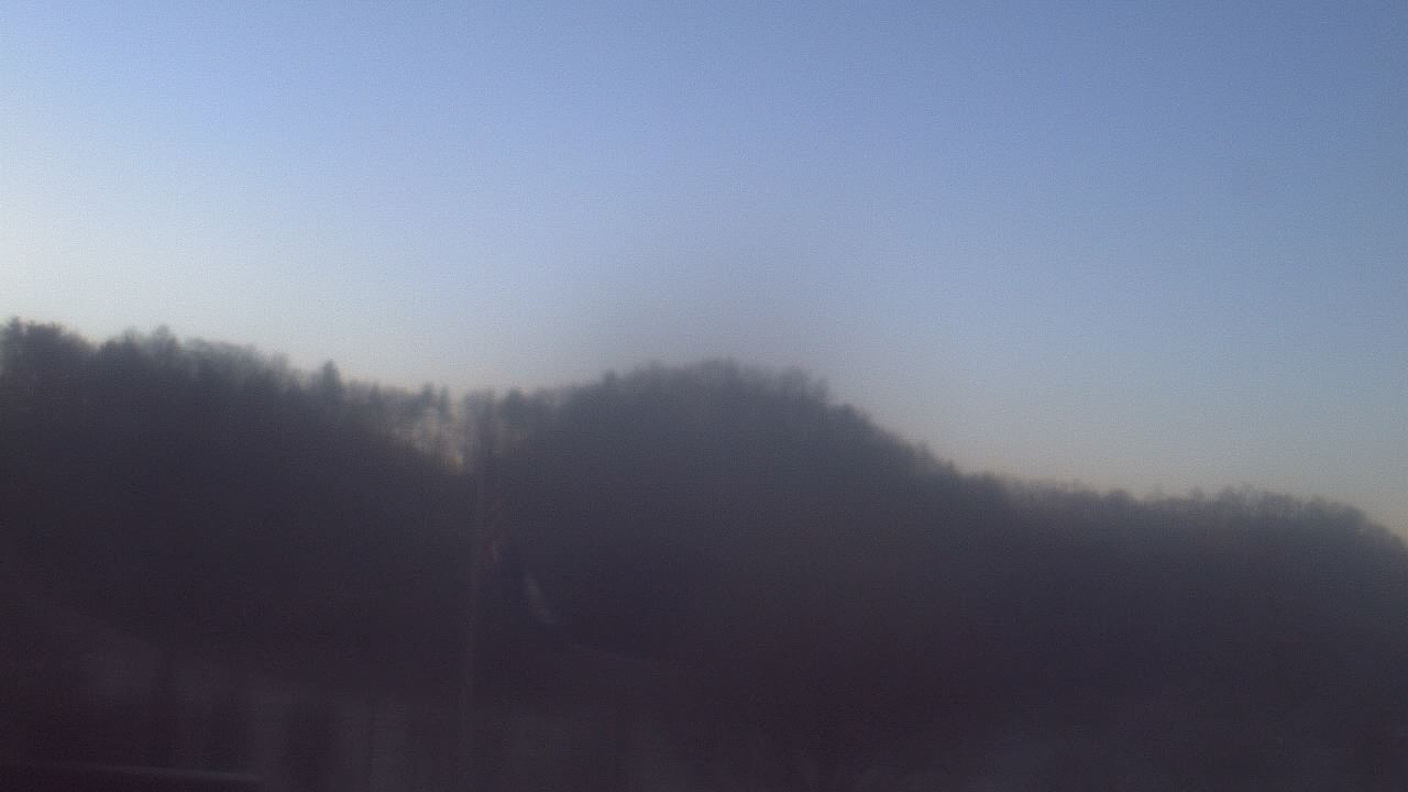 Thumbnail for current weather camera view from Watauga ES in Abingdon, Virginia