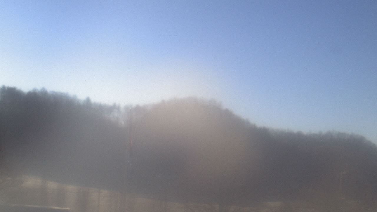 Thumbnail for current weather camera view from Watauga ES in Abingdon, Virginia