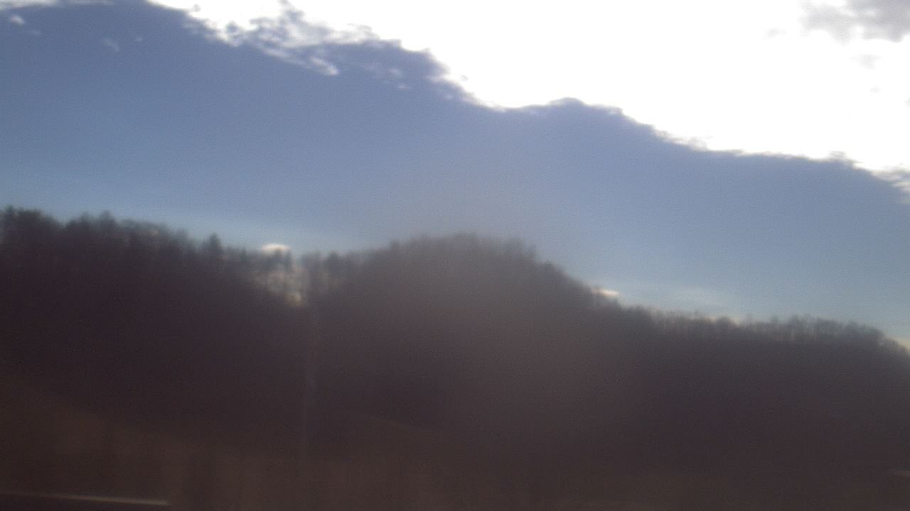 Thumbnail for current weather camera view from Watauga ES in Abingdon, Virginia