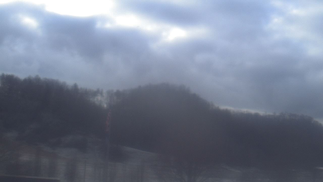 Thumbnail for current weather camera view from Watauga ES in Abingdon, Virginia