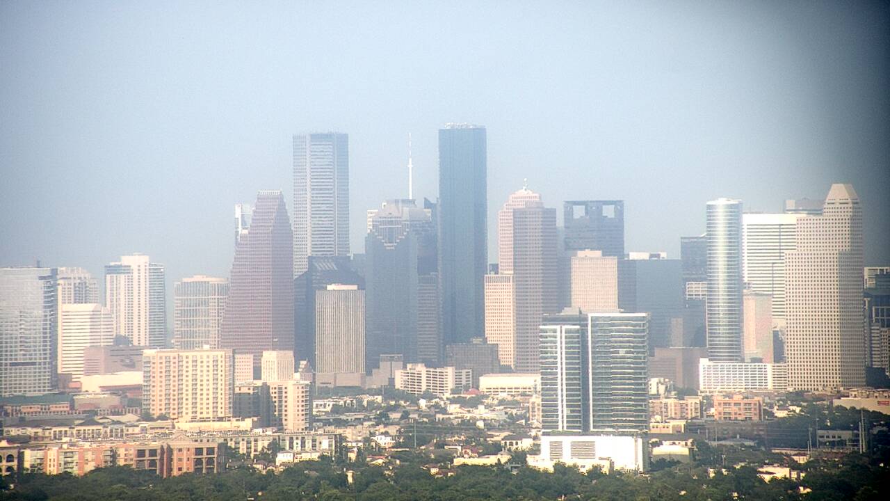 Thumbnail for current weather camera view from Amegy Bank of Texas in Houston, Texas