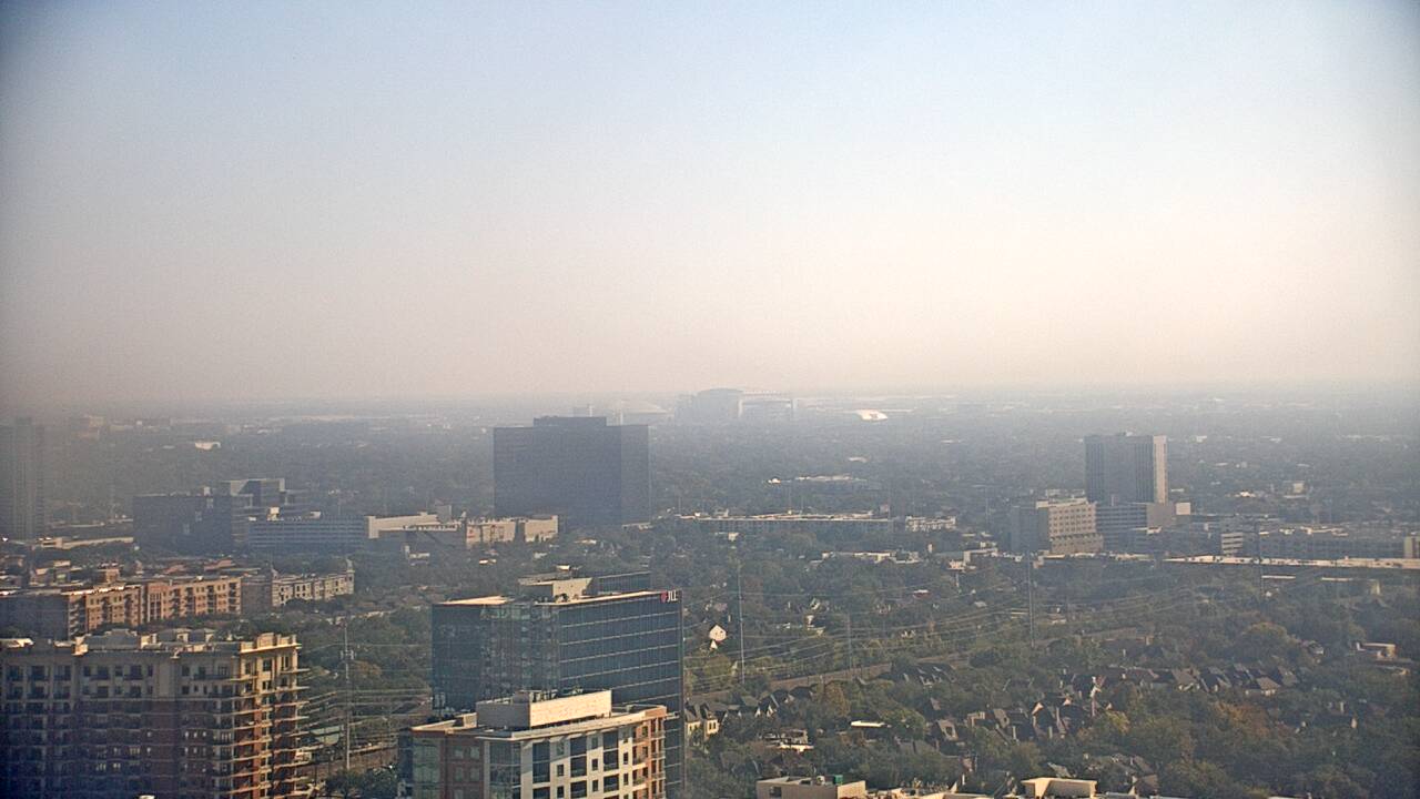 Thumbnail for current weather camera view from Amegy Bank of Texas in Houston, Texas