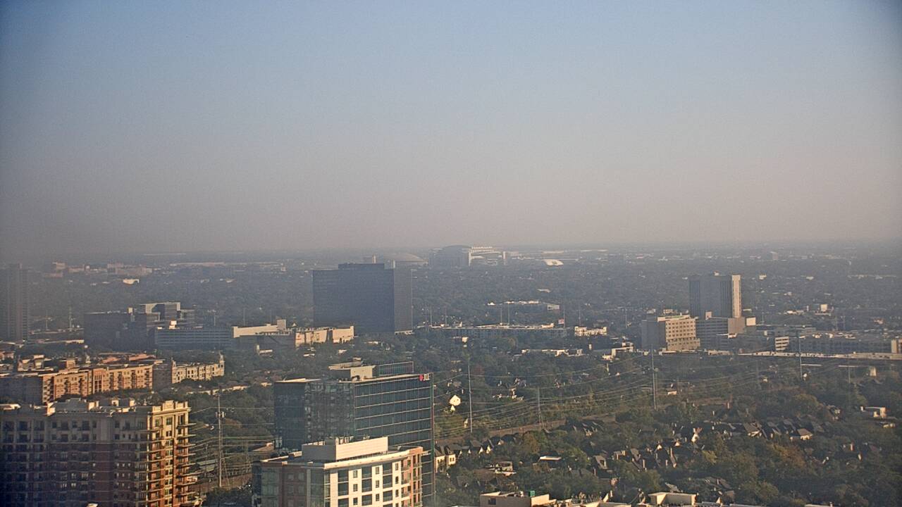 Thumbnail for current weather camera view from Amegy Bank of Texas in Houston, Texas