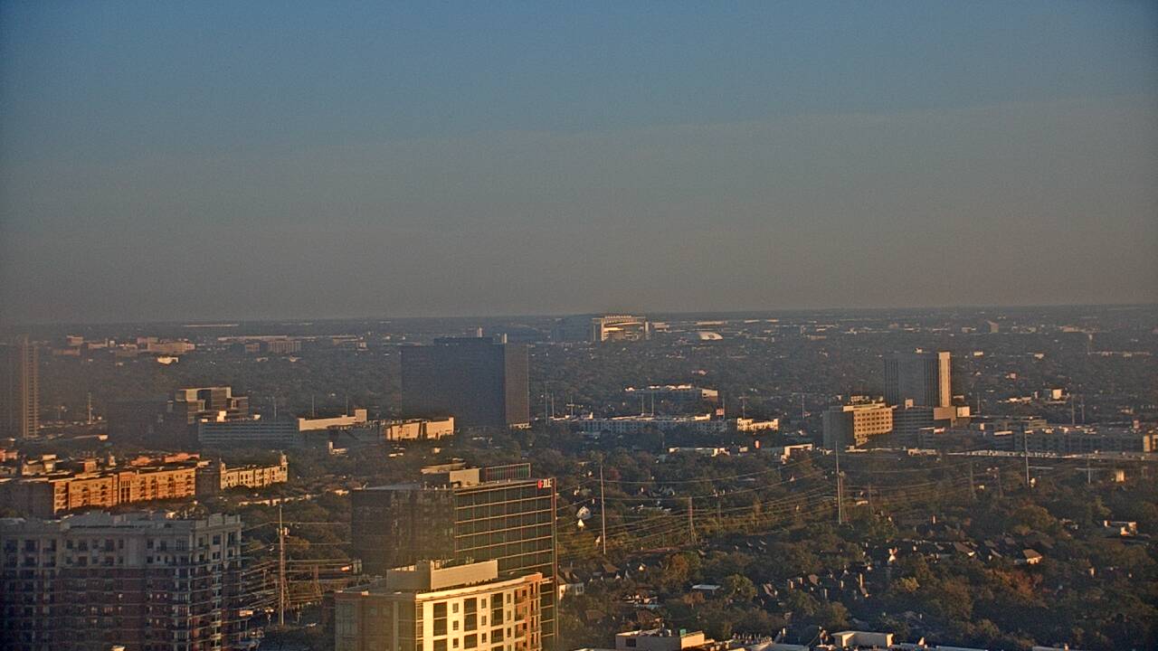 Thumbnail for current weather camera view from Amegy Bank of Texas in Houston, Texas