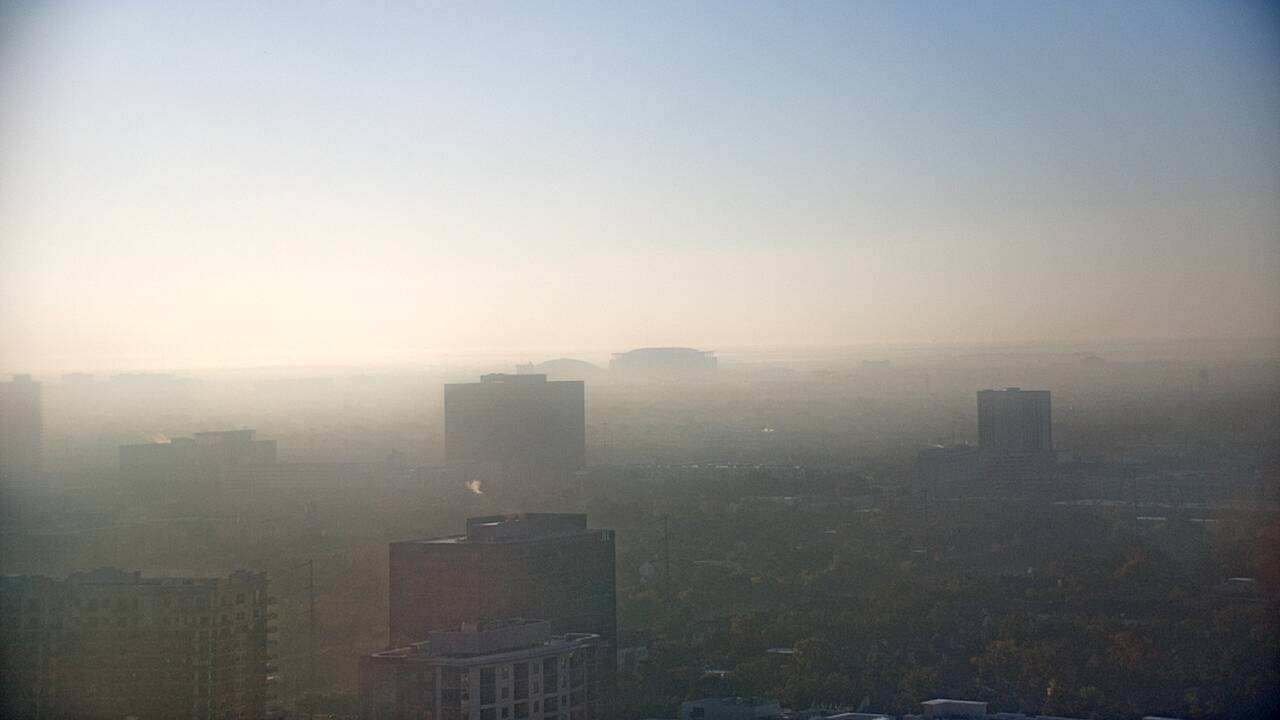 Thumbnail for current weather camera view from Amegy Bank of Texas in Houston, Texas