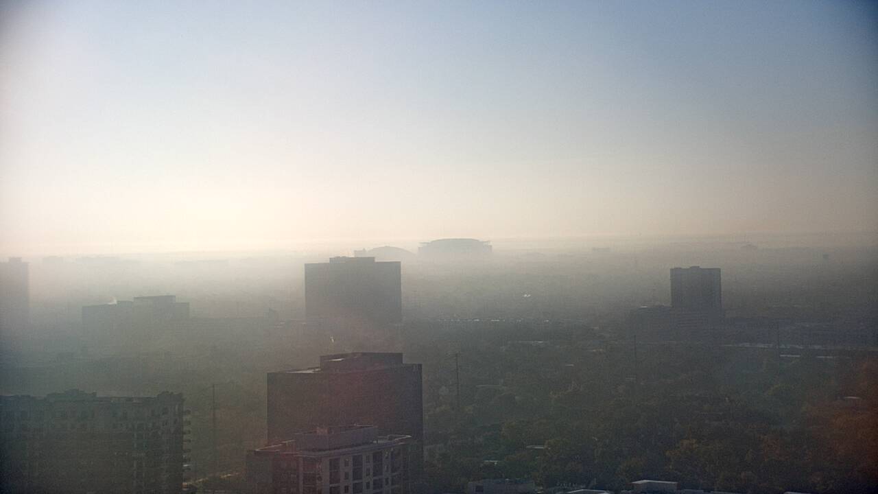 Thumbnail for current weather camera view from Amegy Bank of Texas in Houston, Texas