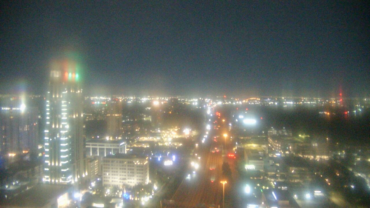 Thumbnail for current weather camera view from Amegy Bank of Texas in Houston, Texas