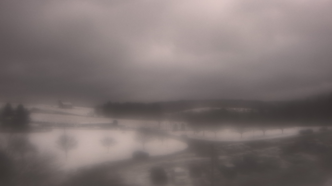 Thumbnail for current weather camera view from Northern HS in Accident, Maryland