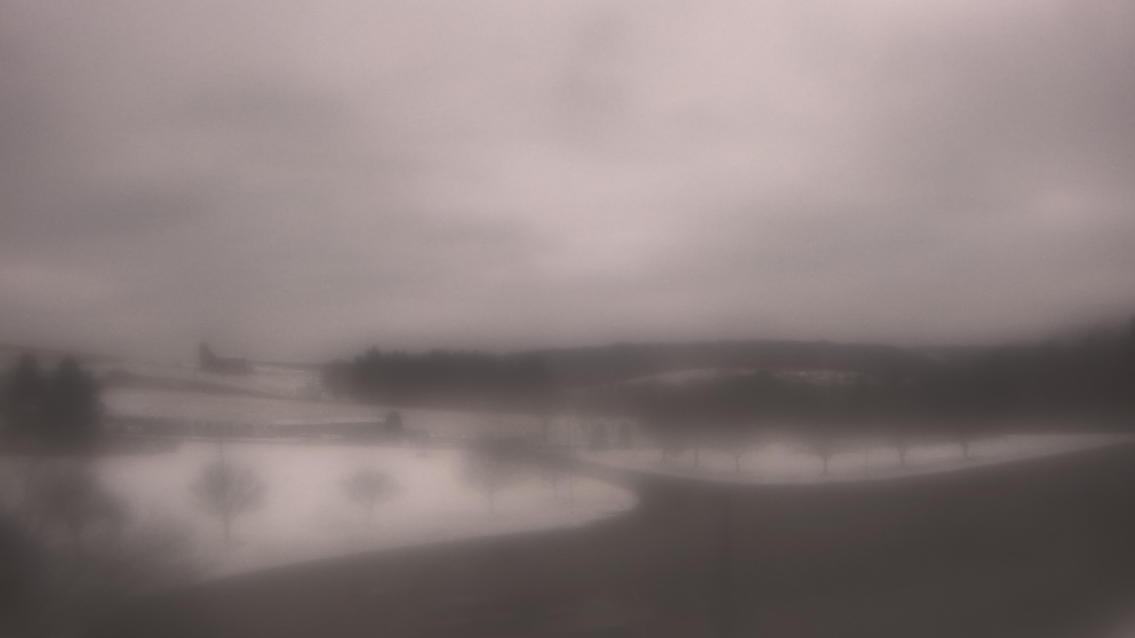 Thumbnail for current weather camera view from Northern HS in Accident, Maryland