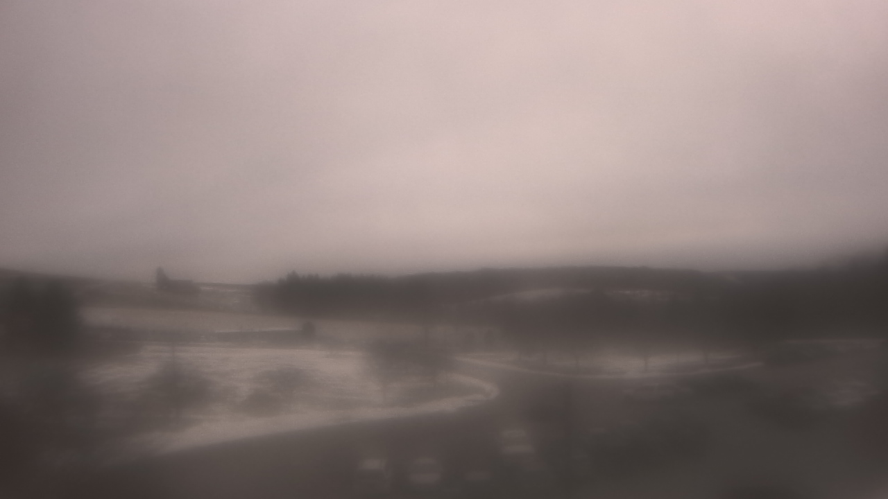Thumbnail for current weather camera view from Northern HS in Accident, Maryland