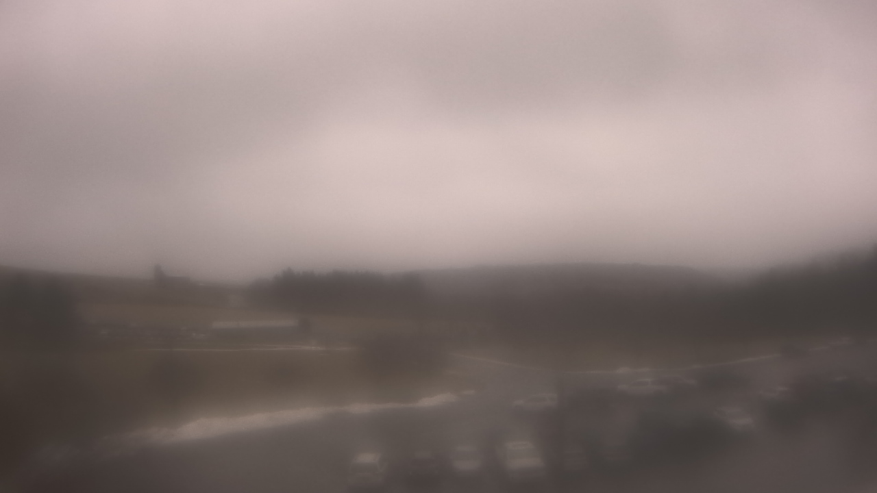 Thumbnail for current weather camera view from Northern HS in Accident, Maryland