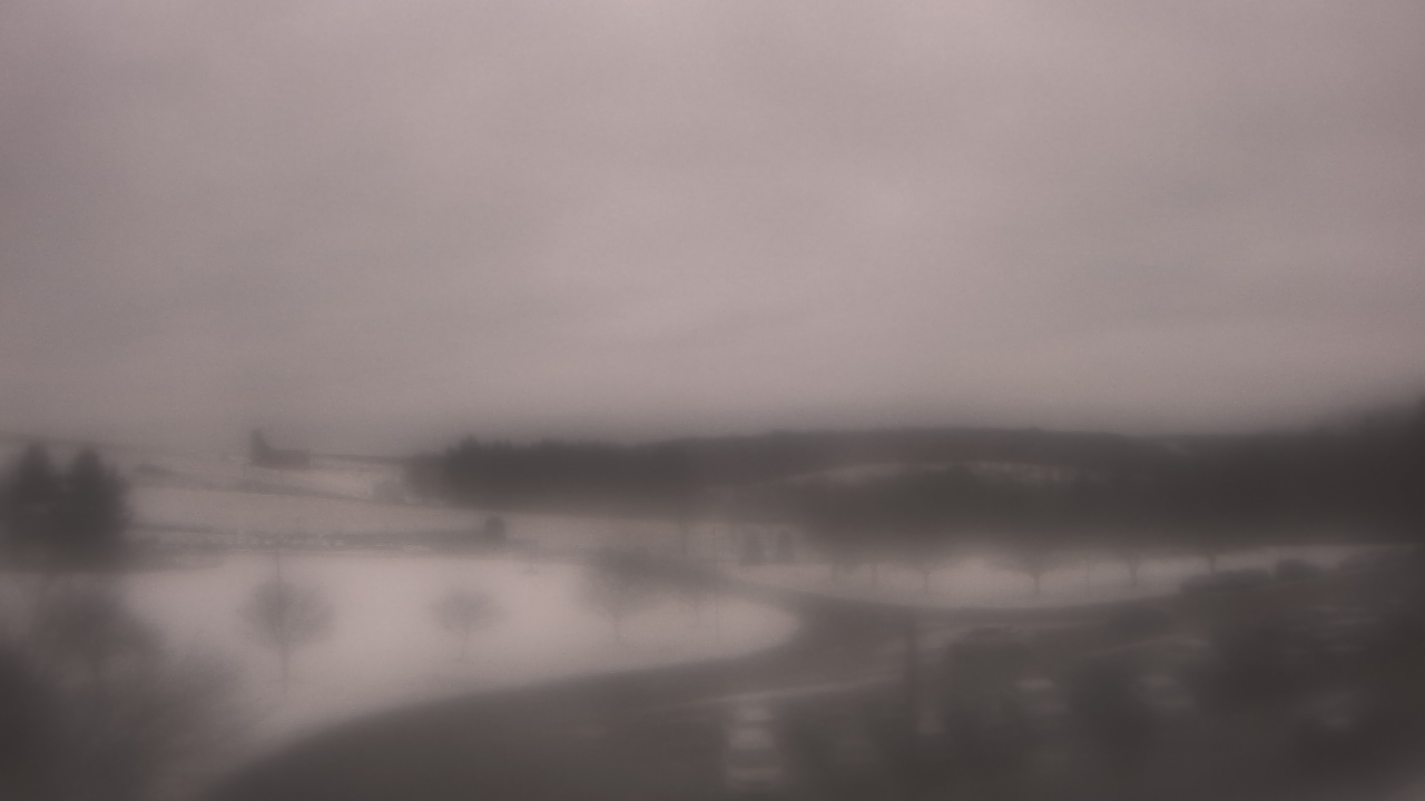 Thumbnail for current weather camera view from Northern HS in Accident, Maryland