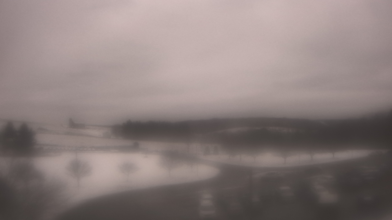 Thumbnail for current weather camera view from Northern HS in Accident, Maryland