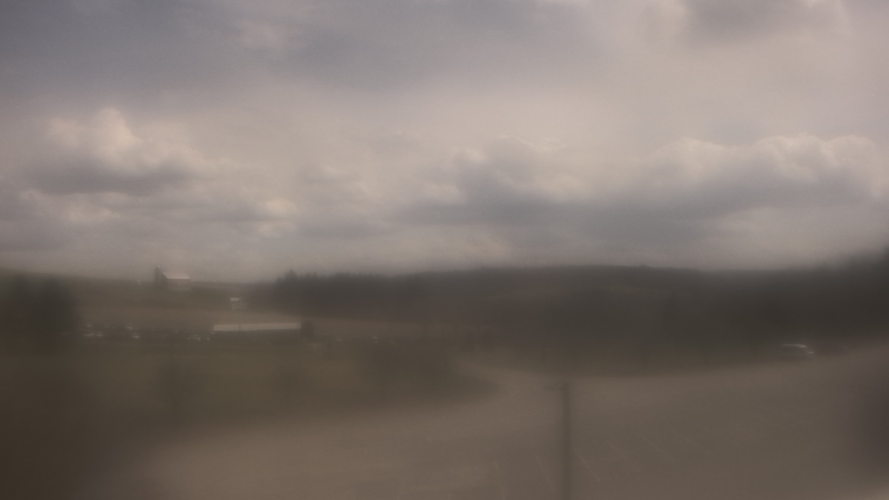 Thumbnail for current weather camera view from Northern HS in Accident, Maryland