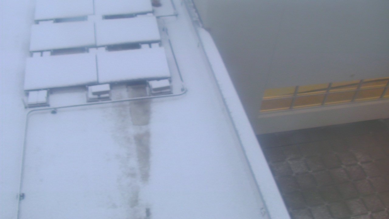 Thumbnail for current weather camera view from Career Enrichment Center in Albuquerque, New Mexico