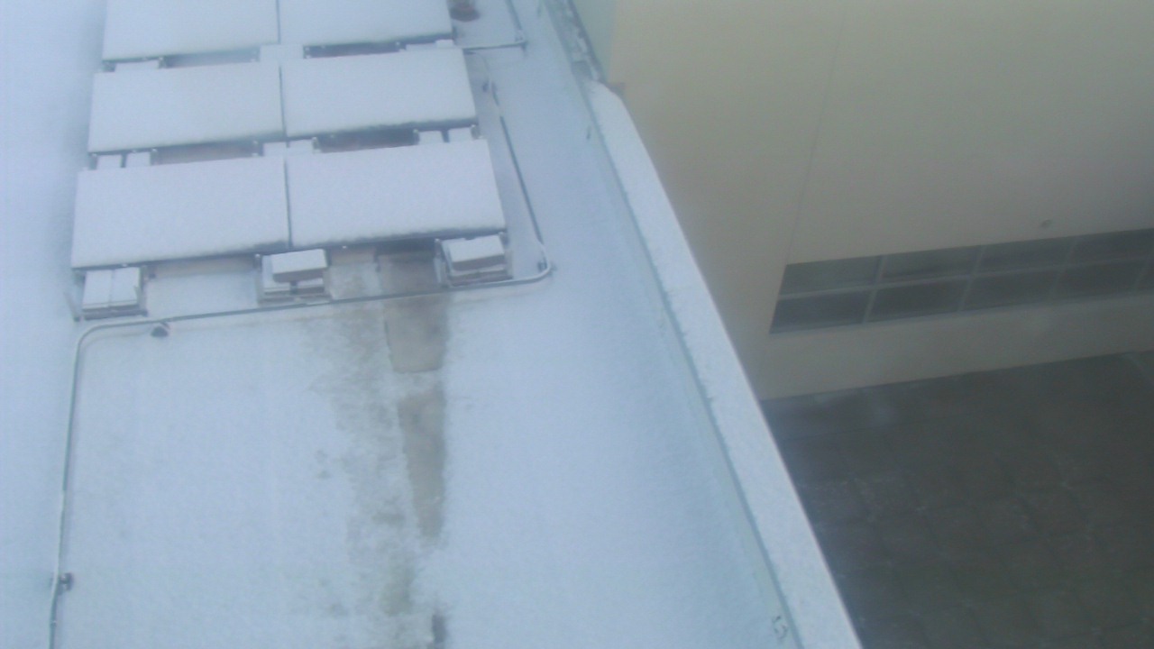 Thumbnail for current weather camera view from Career Enrichment Center in Albuquerque, New Mexico