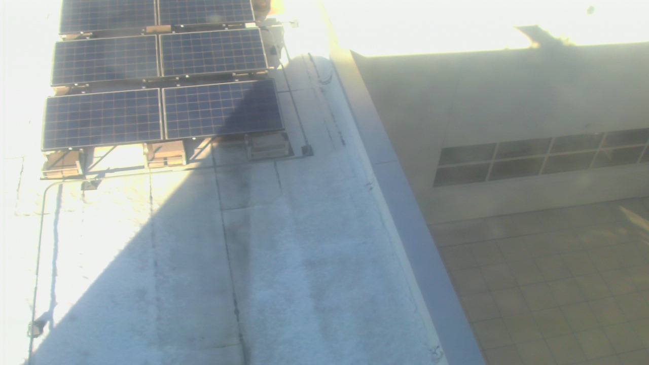 Thumbnail for current weather camera view from Career Enrichment Center in Albuquerque, New Mexico