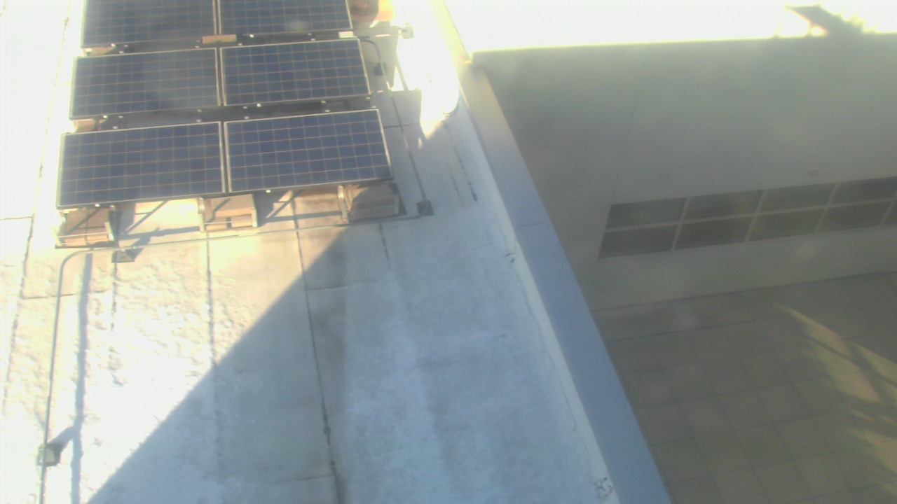 Thumbnail for current weather camera view from Career Enrichment Center in Albuquerque, New Mexico