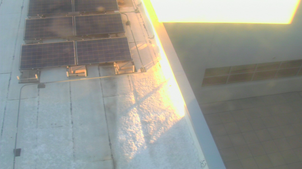 Thumbnail for current weather camera view from Career Enrichment Center in Albuquerque, New Mexico