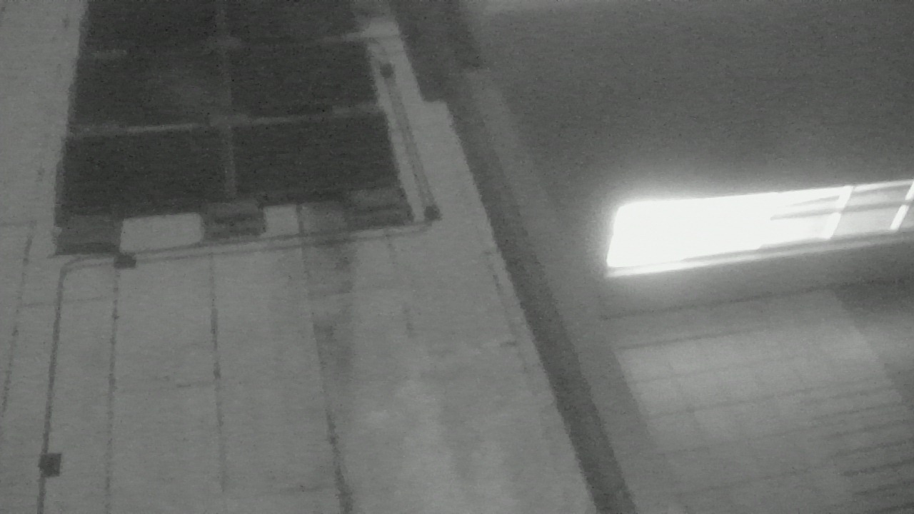 Thumbnail for current weather camera view from Career Enrichment Center in Albuquerque, New Mexico