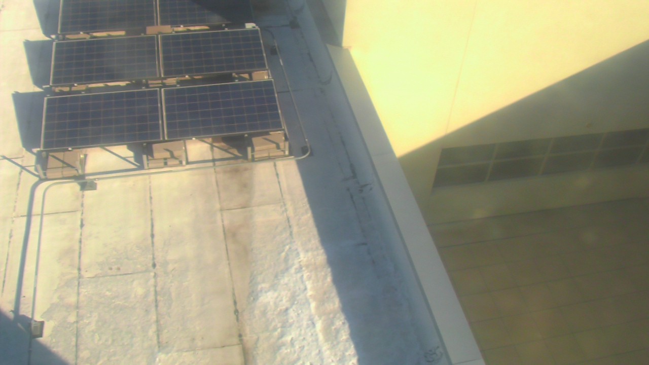 Thumbnail for current weather camera view from Career Enrichment Center in Albuquerque, New Mexico