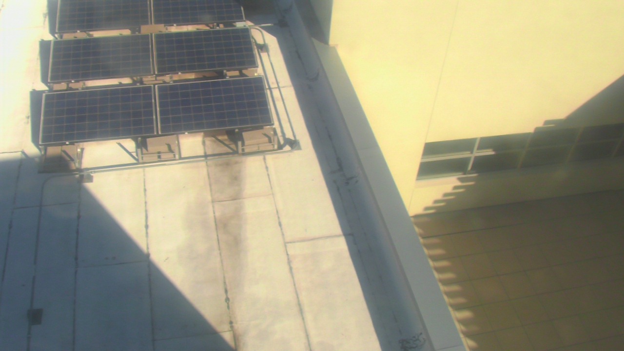 Thumbnail for current weather camera view from Career Enrichment Center in Albuquerque, New Mexico