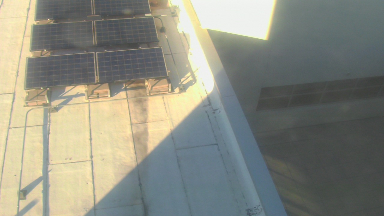 Thumbnail for current weather camera view from Career Enrichment Center in Albuquerque, New Mexico