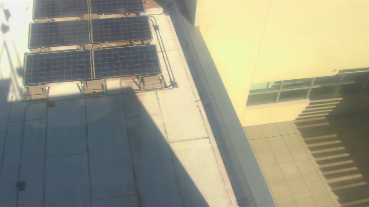 Thumbnail for current weather camera view from Career Enrichment Center in Albuquerque, New Mexico