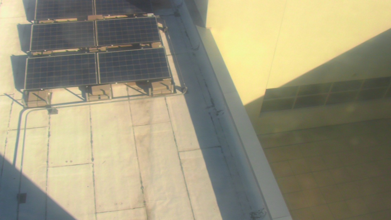 Thumbnail for current weather camera view from Career Enrichment Center in Albuquerque, New Mexico