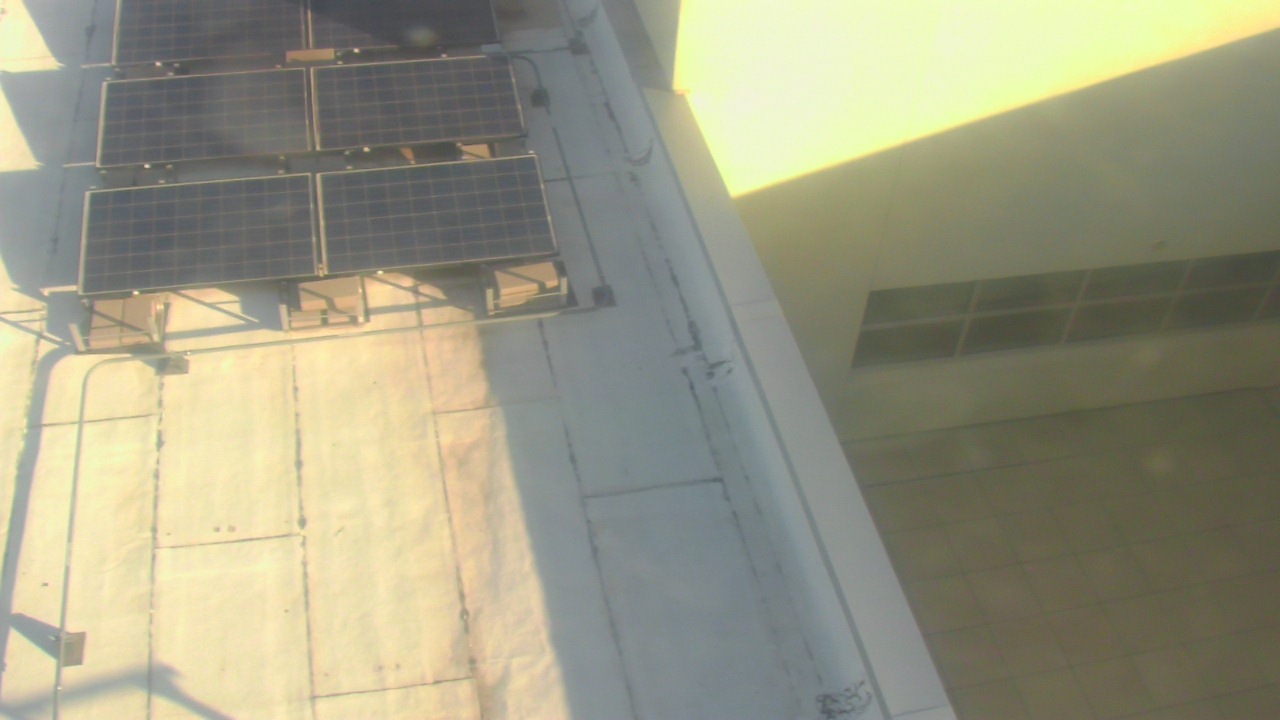 Thumbnail for current weather camera view from Career Enrichment Center in Albuquerque, New Mexico