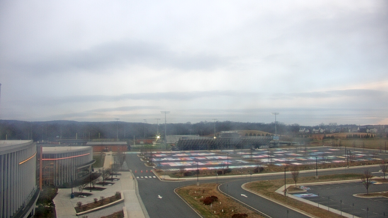Thumbnail for current weather camera view from HS-9 Lightridge in Aldie, Virginia