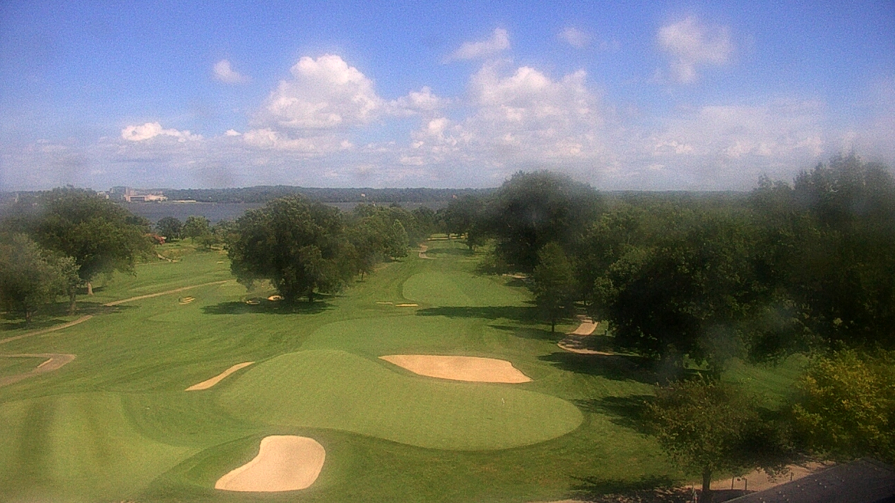 Thumbnail for current weather camera view from Belle Haven Country Club in Belle Haven, Virginia